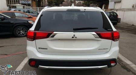 میتسوبیشی اوتلندر‏ تیپ 5 | 2018
