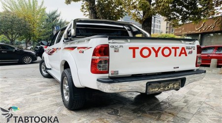 تویوتا هایلوکس دو کابین بلند‏ اتوماتیک | 2015