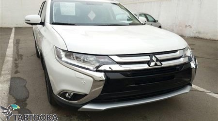 میتسوبیشی اوتلندر‏ تیپ 5 | 2018